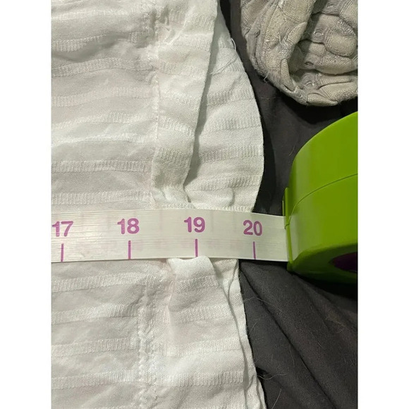 Love Notes SZ Large White Lightweight Shirt Crop Top V-Neck Collared - Picture 6 of 6